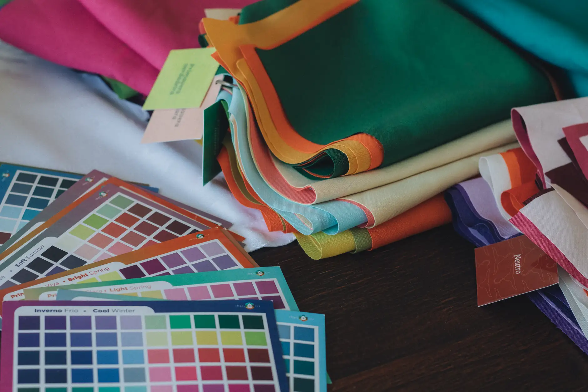 教学设备行业新动态：理化生实验台工艺升级与质量管控趋势